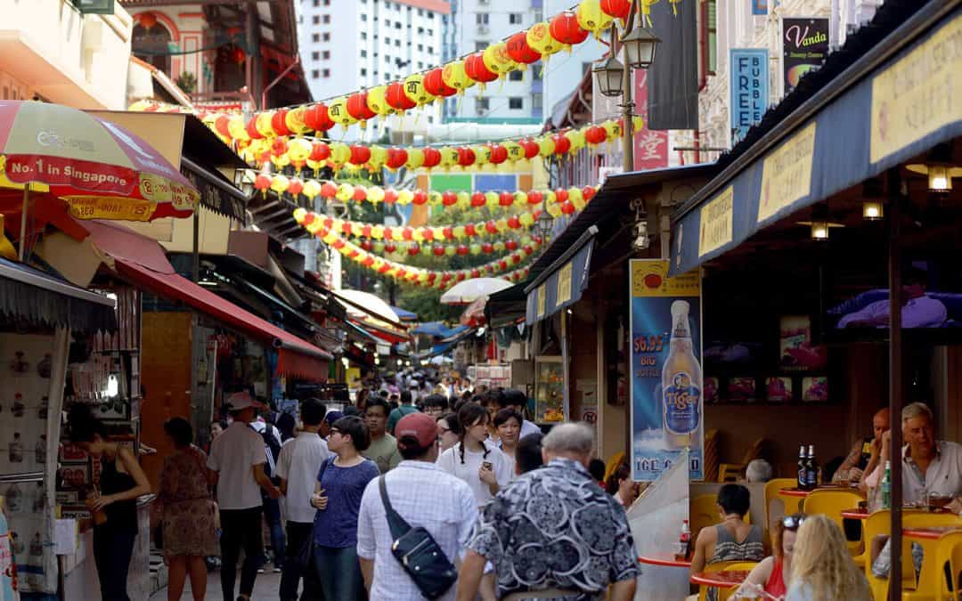 Explore Singapore on foot for free
